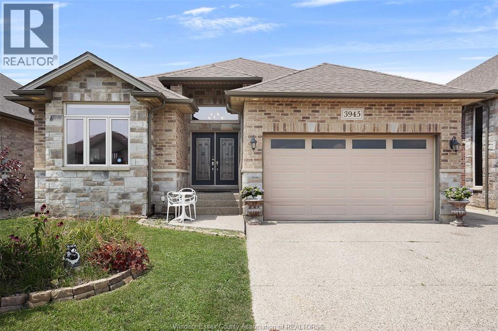3945 Zanzibar Crescent, Windsor, Ontario  N9G 0A5 - Photo 1 - 26022615