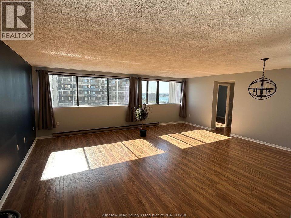 380 Pelissier Street Unit# 1805, Windsor, Ontario  N9A 6V7 - Photo 4 - 26022605