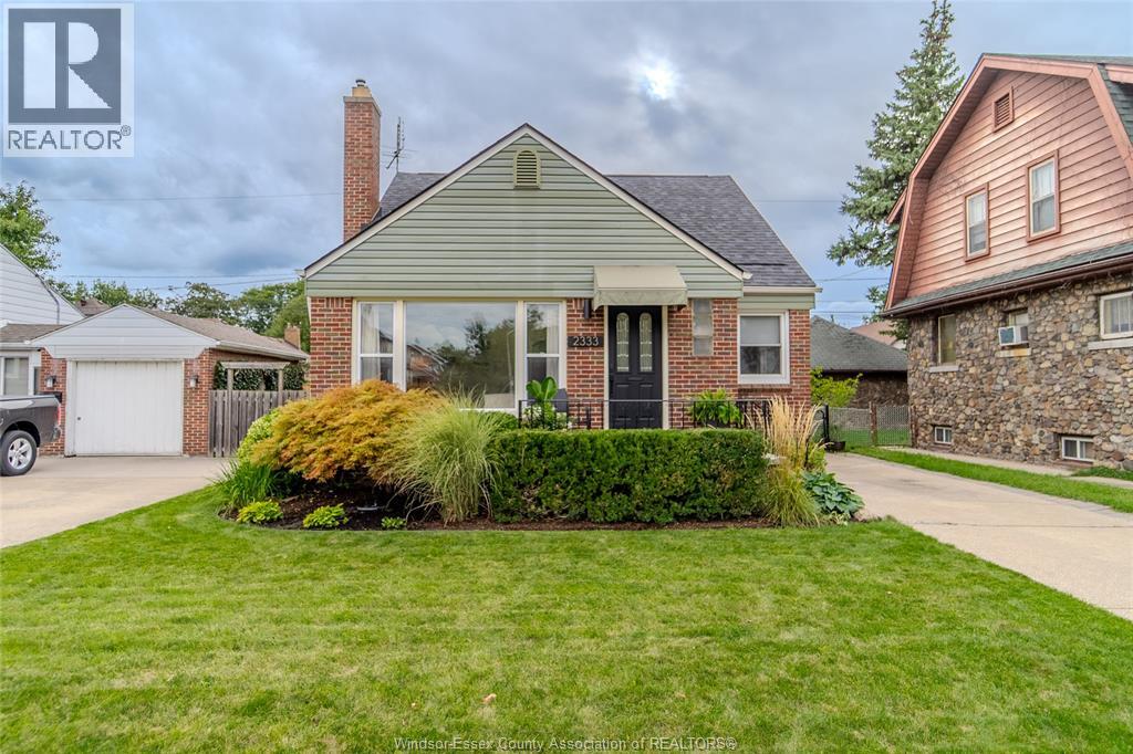 2333 Kildare Road, Windsor, Ontario  N8W 2X6 - Photo 2 - 26022381