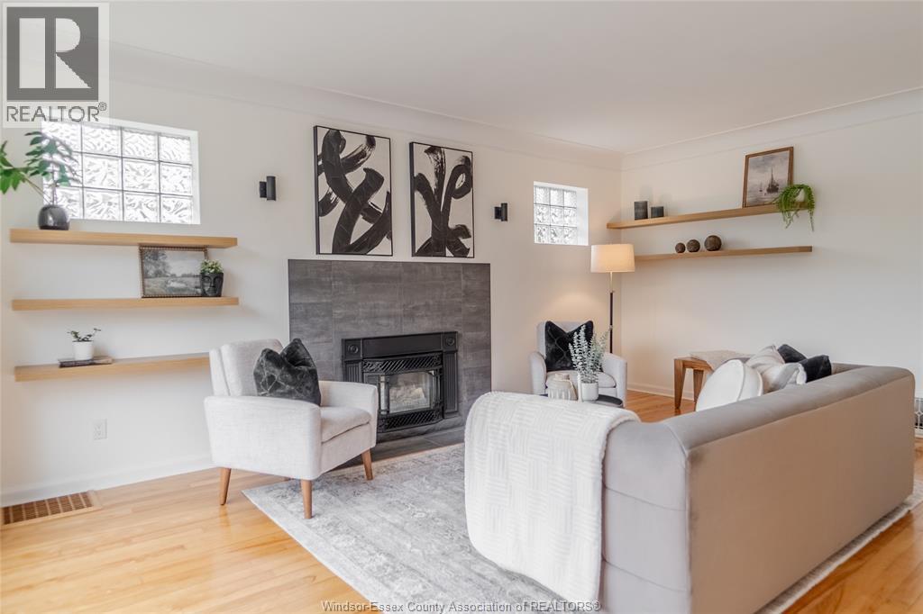 2333 Kildare Road, Windsor, Ontario  N8W 2X6 - Photo 4 - 26022381