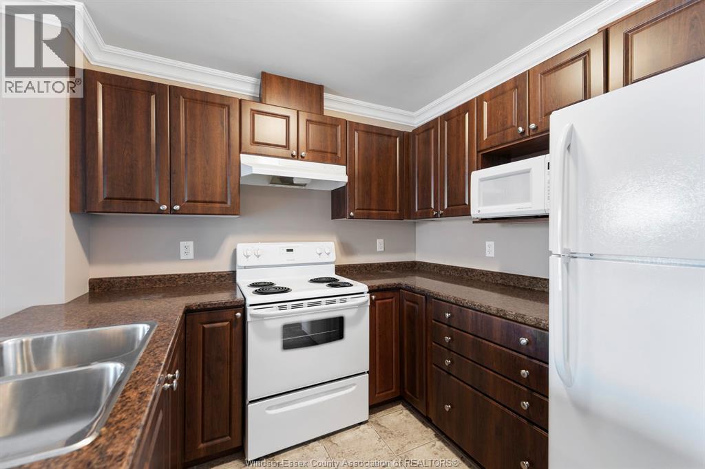 2650 Sandwich West Parkway Unit# 301, Lasalle, Ontario  N9H 0A7 - Photo 2 - 26022348