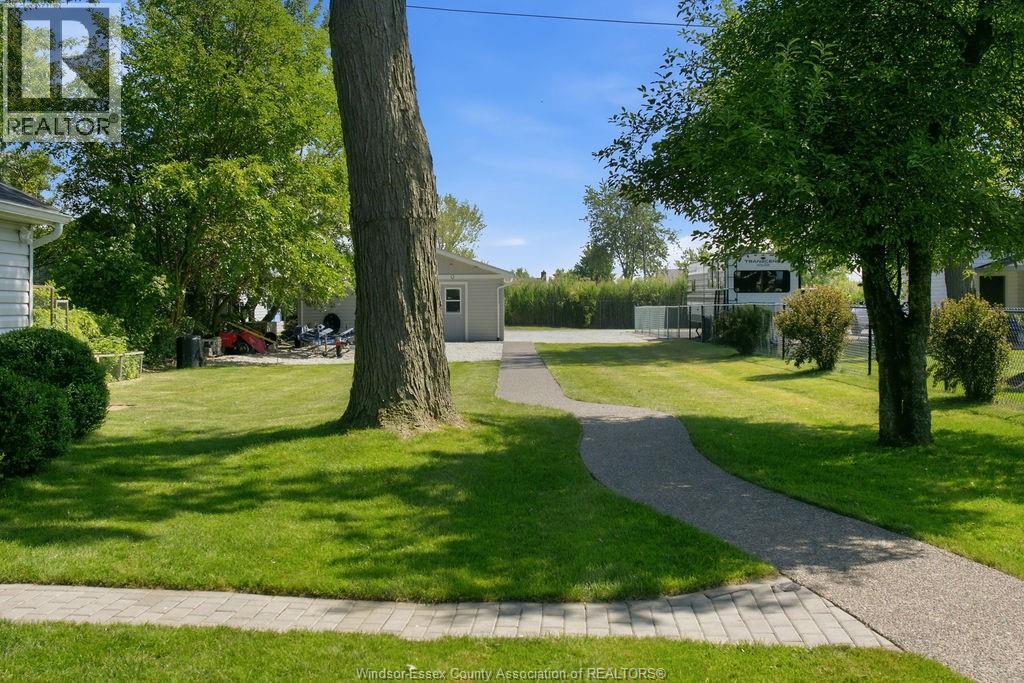 431 Charron Beach, Lakeshore, Ontario  N0R 1A0 - Photo 34 - 26022610