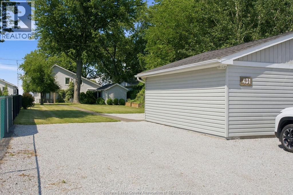 431 Charron Beach, Lakeshore, Ontario  N0R 1A0 - Photo 37 - 26022610