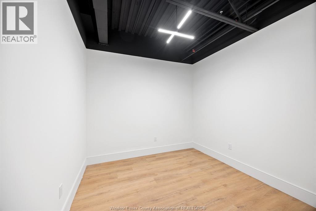 3850 Dougall Unit# 209, Windsor, Ontario  N9G 1X2 - Photo 9 - 26022636
