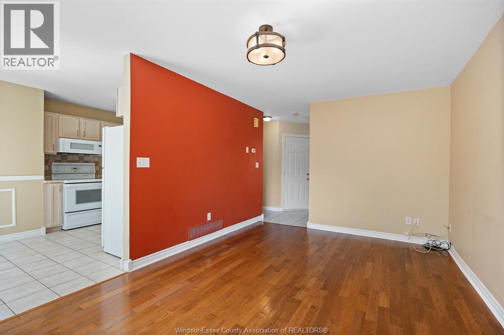 1015 King Charles, Lakeshore, Ontario  N0R 1A0 - Photo 3 - 26022642