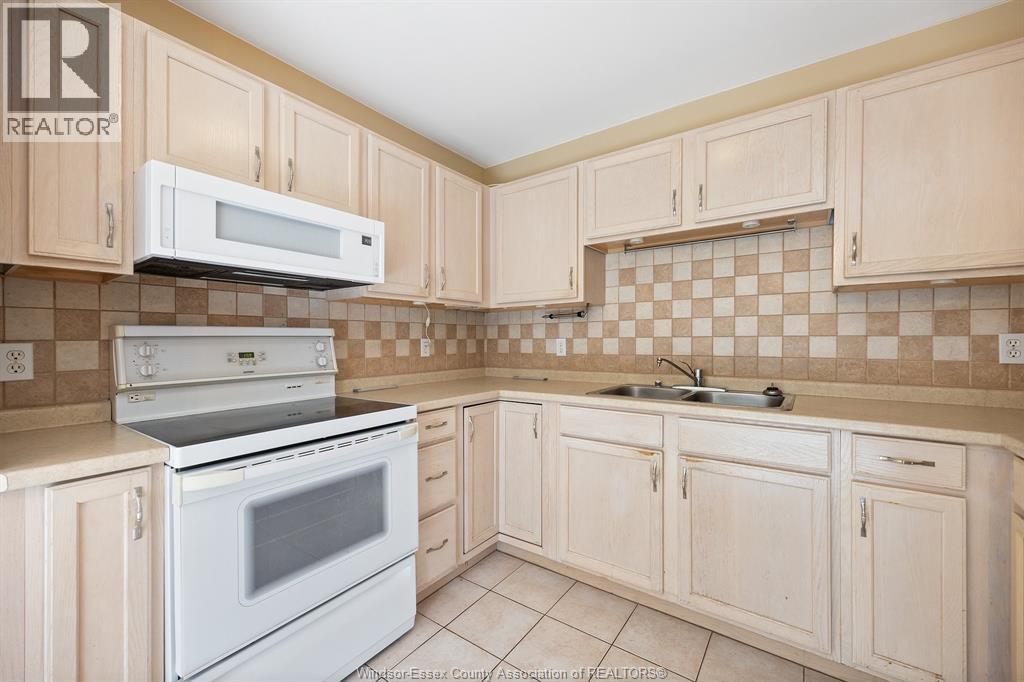 1015 King Charles, Lakeshore, Ontario  N0R 1A0 - Photo 6 - 26022642