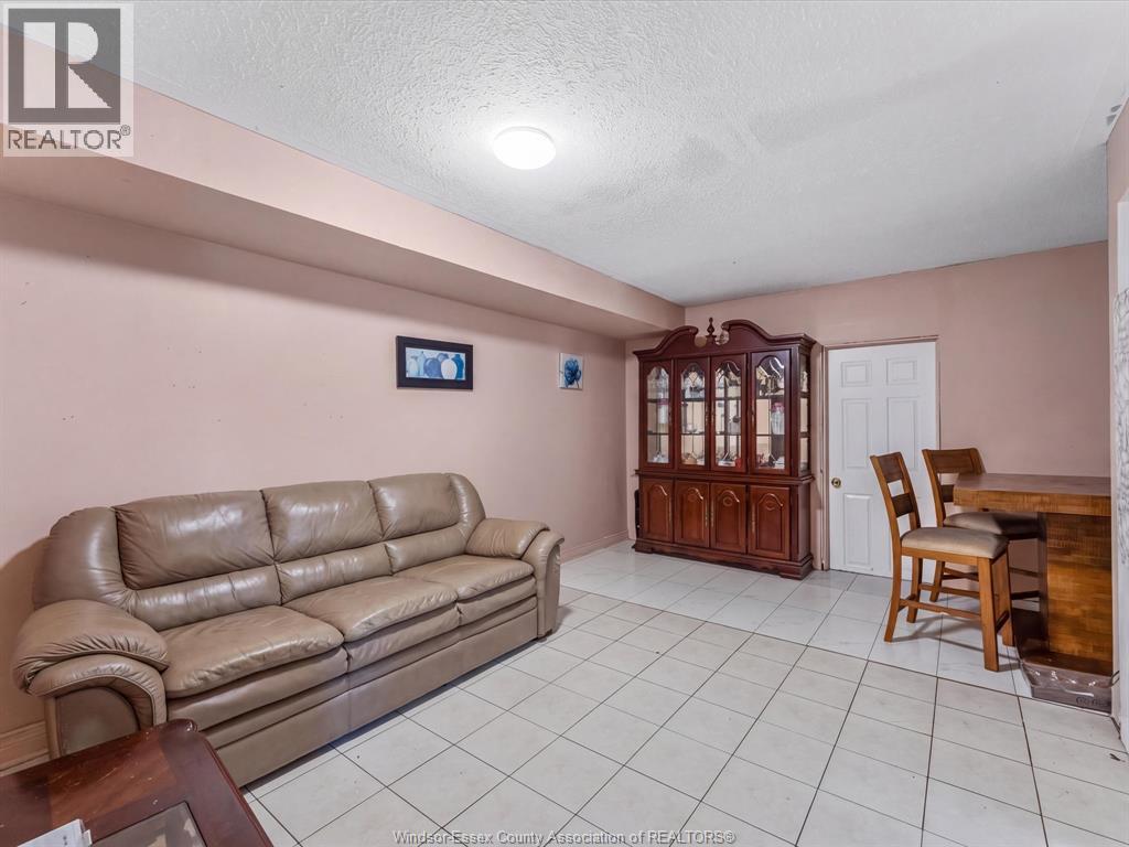 75 Sutton, Leamington, Ontario  N8H 5E9 - Photo 13 - 26022645