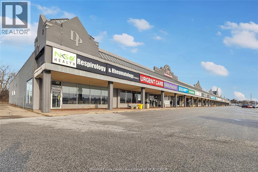 2469 DOUGALL, Windsor, Ontario