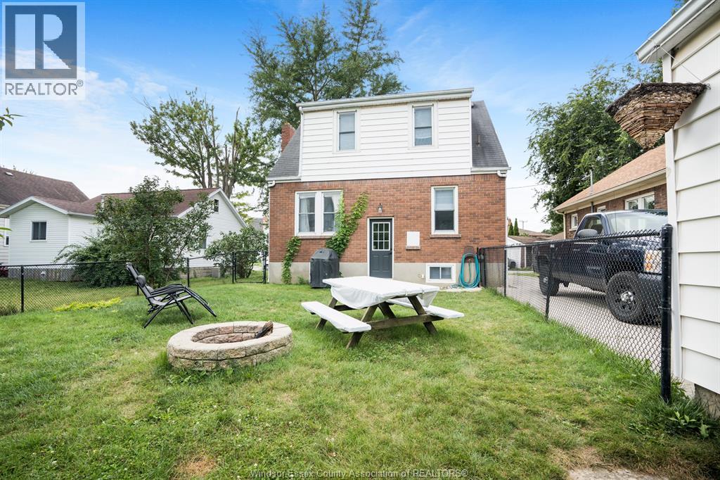 11 College, Chatham, Ontario  N7M 4W7 - Photo 5 - 26022631