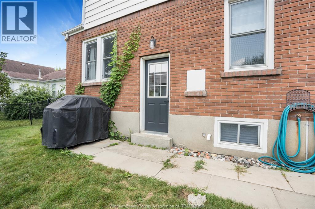 11 College, Chatham, Ontario  N7M 4W7 - Photo 6 - 26022631