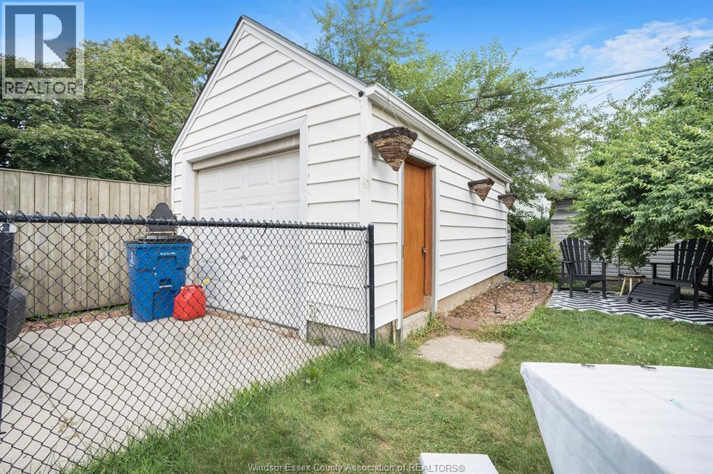 11 College, Chatham, Ontario  N7M 4W7 - Photo 7 - 26022631