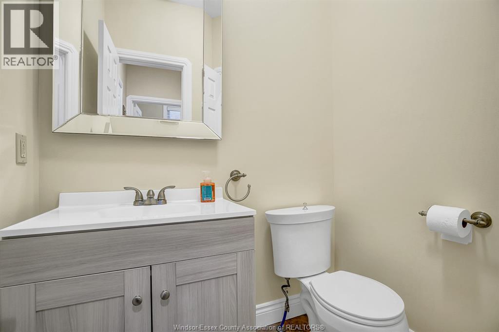 425 Country Club Drive, Windsor, Ontario  N9G 3G9 - Photo 19 - 26022623