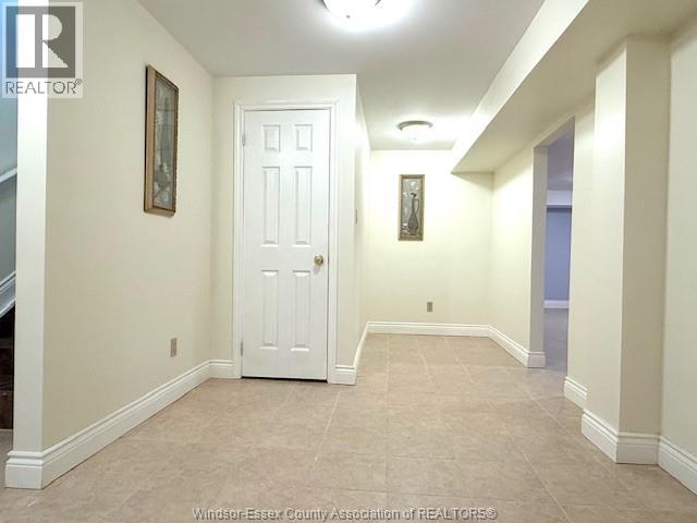 425 Country Club Drive, Windsor, Ontario  N9G 3G9 - Photo 28 - 26022623