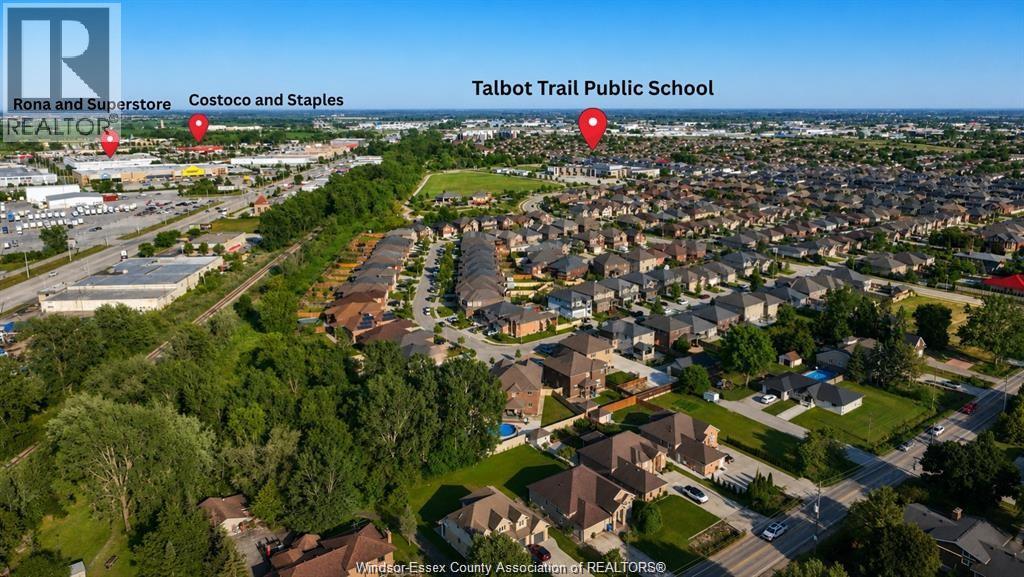 3888 Aristotle Crescent, Windsor, Ontario  N9G 2N9 - Photo 2 - 26022618