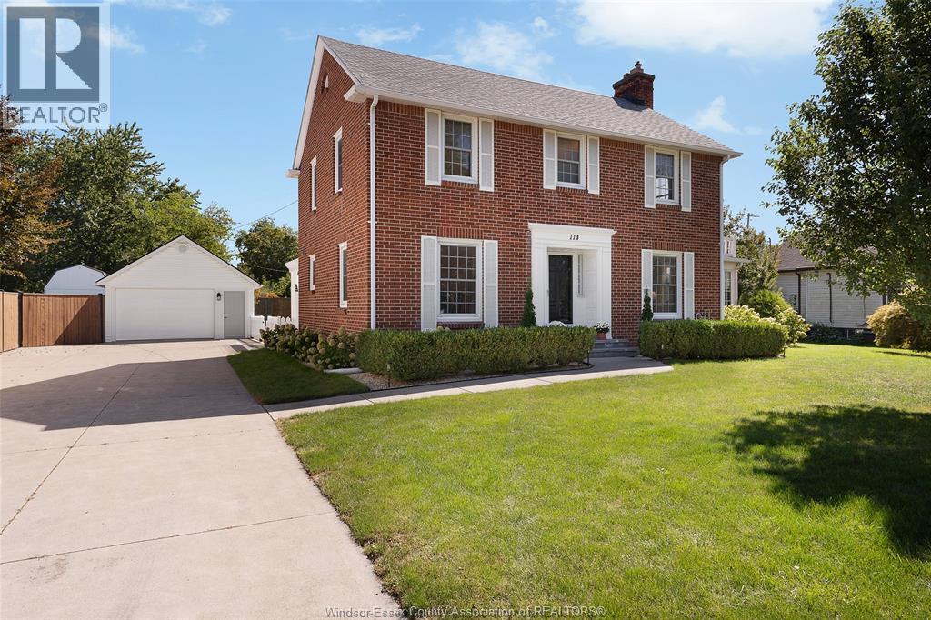 114 Walnut Street North, Harrow, Ontario  N0R 1G0 - Photo 1 - 26022649