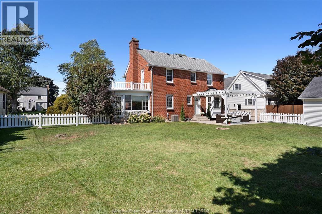 114 Walnut Street North, Harrow, Ontario  N0R 1G0 - Photo 9 - 26022649