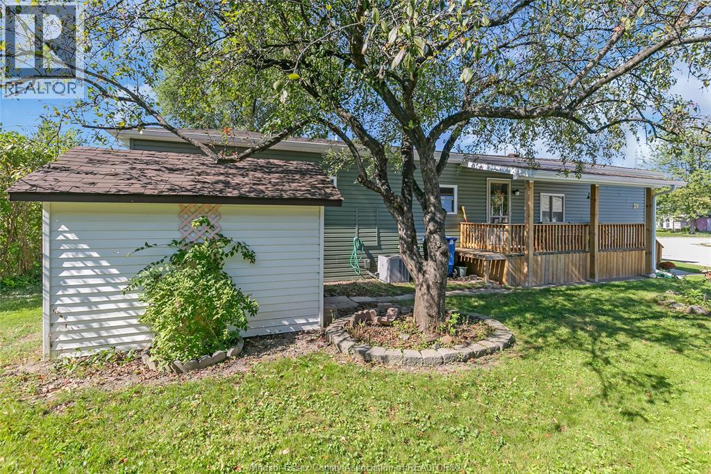 39 Wilder South, Lakeshore, Ontario  N8N 2T1 - Photo 16 - 26022625