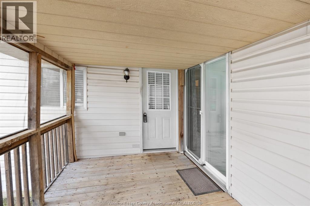 326 Beverly, Essex, Ontario  N8M 2C1 - Photo 2 - 26022657