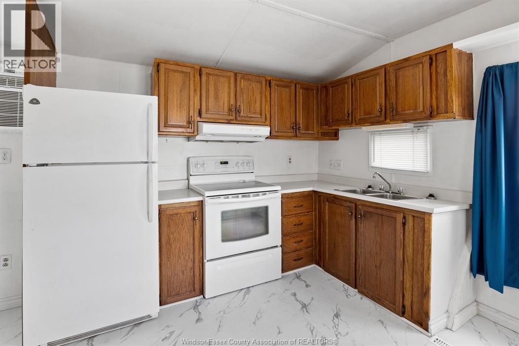 326 Beverly, Essex, Ontario  N8M 2C1 - Photo 6 - 26022657
