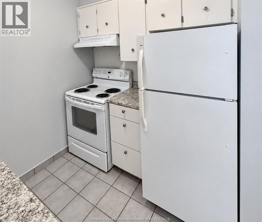 6263 Thornberry Crescent, Windsor, Ontario  N8T 3A3 - Photo 6 - 26022664