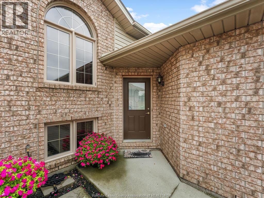 130 Antonio Court, Leamington, Ontario  N8H 5P7 - Photo 4 - 26022659