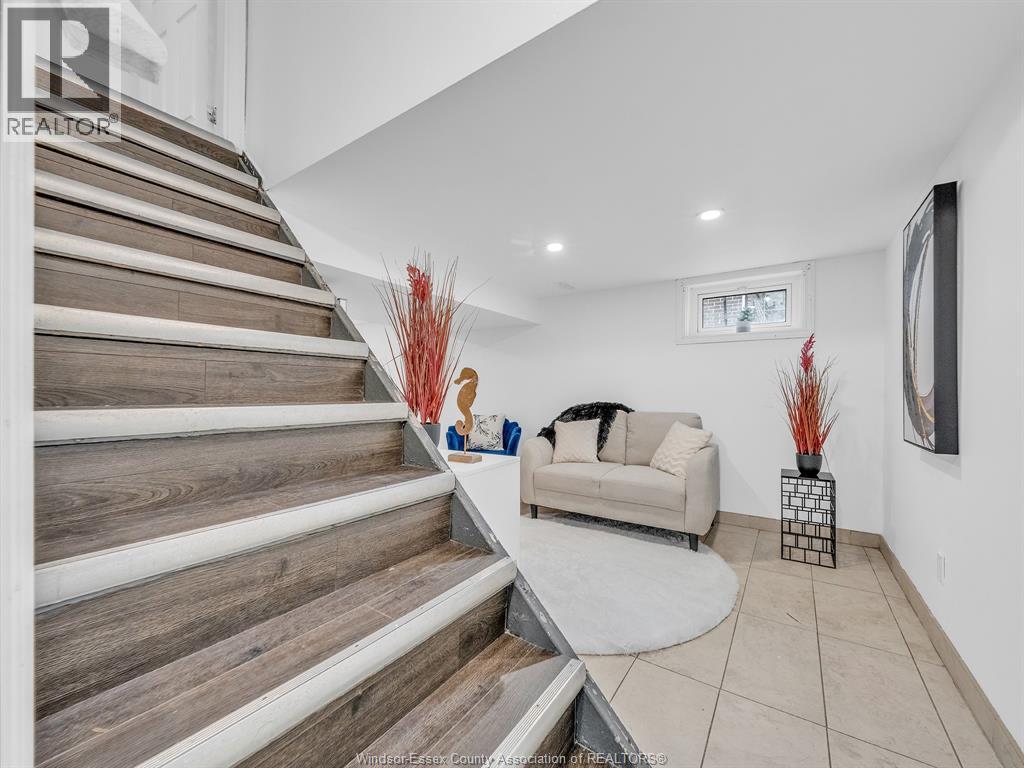 2187 Girardot, Windsor, Ontario  N9B 1R3 - Photo 27 - 26022678