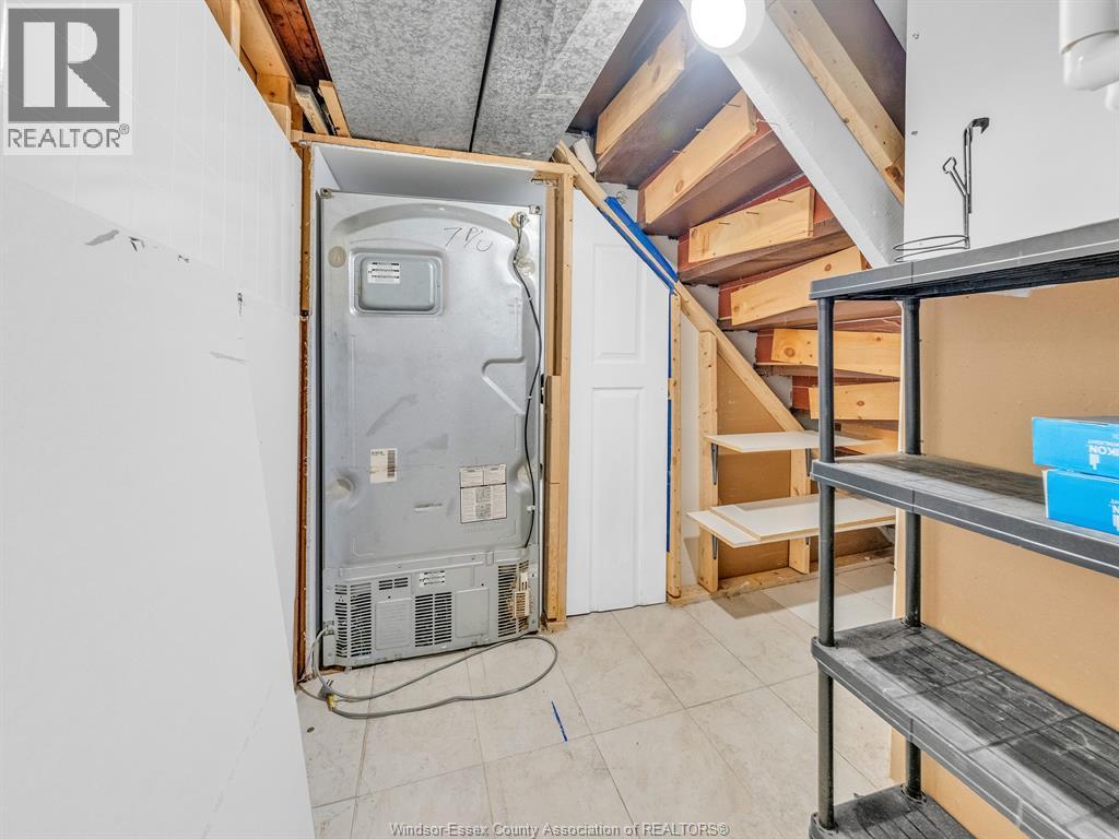 2187 Girardot, Windsor, Ontario  N9B 1R3 - Photo 39 - 26022678