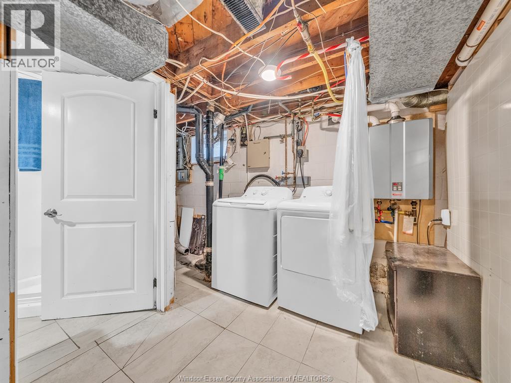 2187 Girardot, Windsor, Ontario  N9B 1R3 - Photo 40 - 26022678