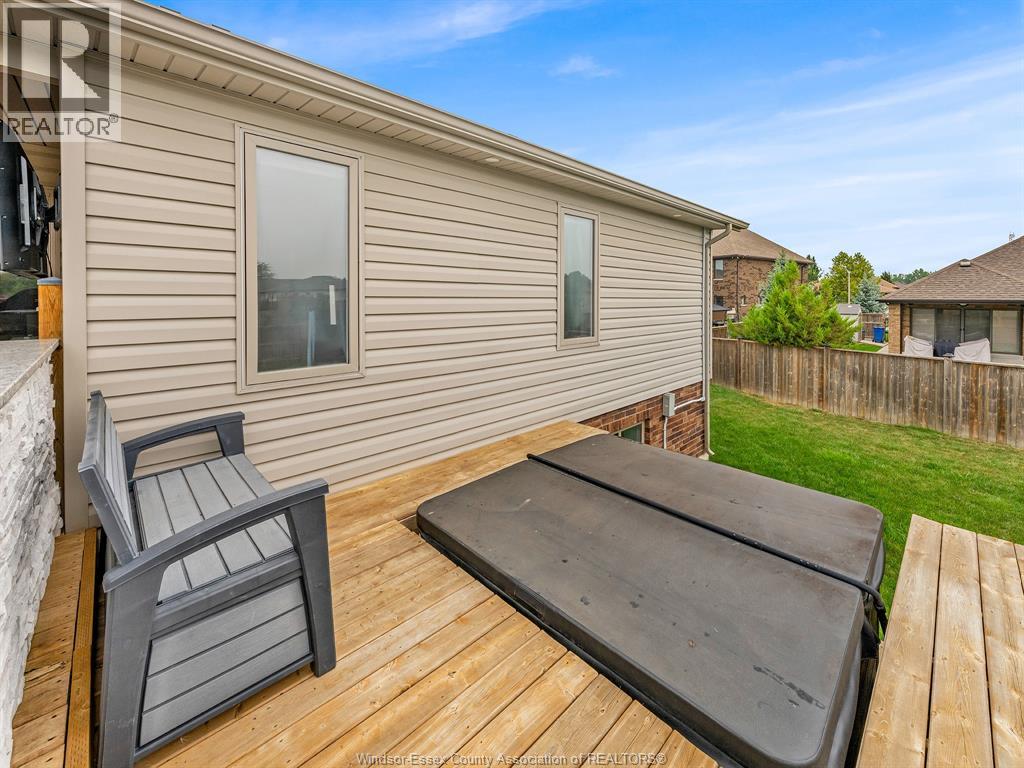 1385 Pascal Avenue, Lakeshore, Ontario  N0R 1A0 - Photo 38 - 26022674