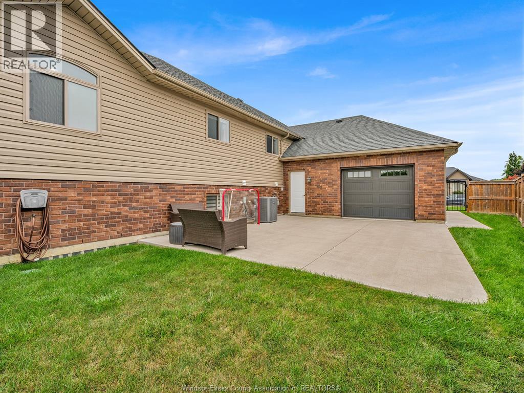 1385 Pascal Avenue, Lakeshore, Ontario  N0R 1A0 - Photo 41 - 26022674