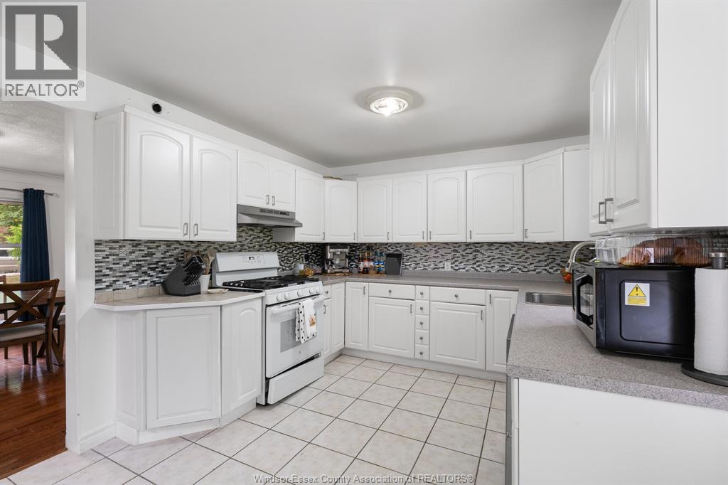 2725 Buckingham Drive, Windsor, Ontario  N8T 2C1 - Photo 19 - 26022697