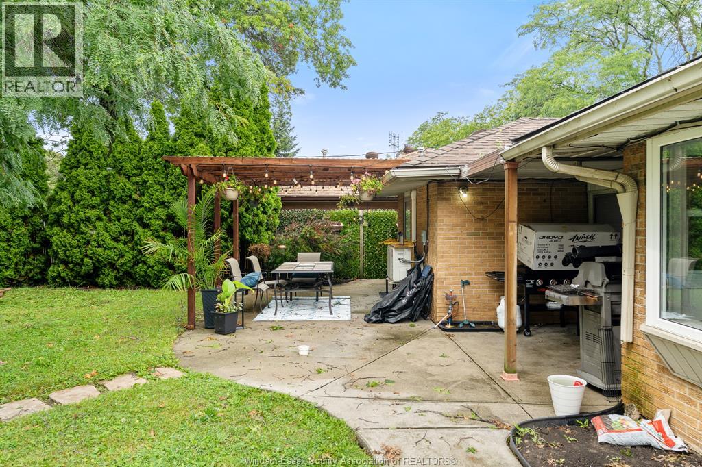 2725 Buckingham Drive, Windsor, Ontario  N8T 2C1 - Photo 36 - 26022697