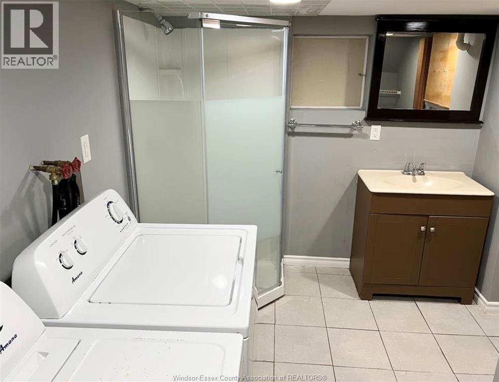 2316-2318 Chilver, Windsor, Ontario  N8W 2V5 - Photo 14 - 26022695