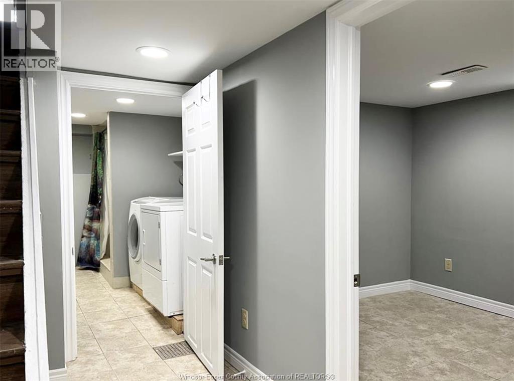 2316-2318 Chilver, Windsor, Ontario  N8W 2V5 - Photo 29 - 26022695