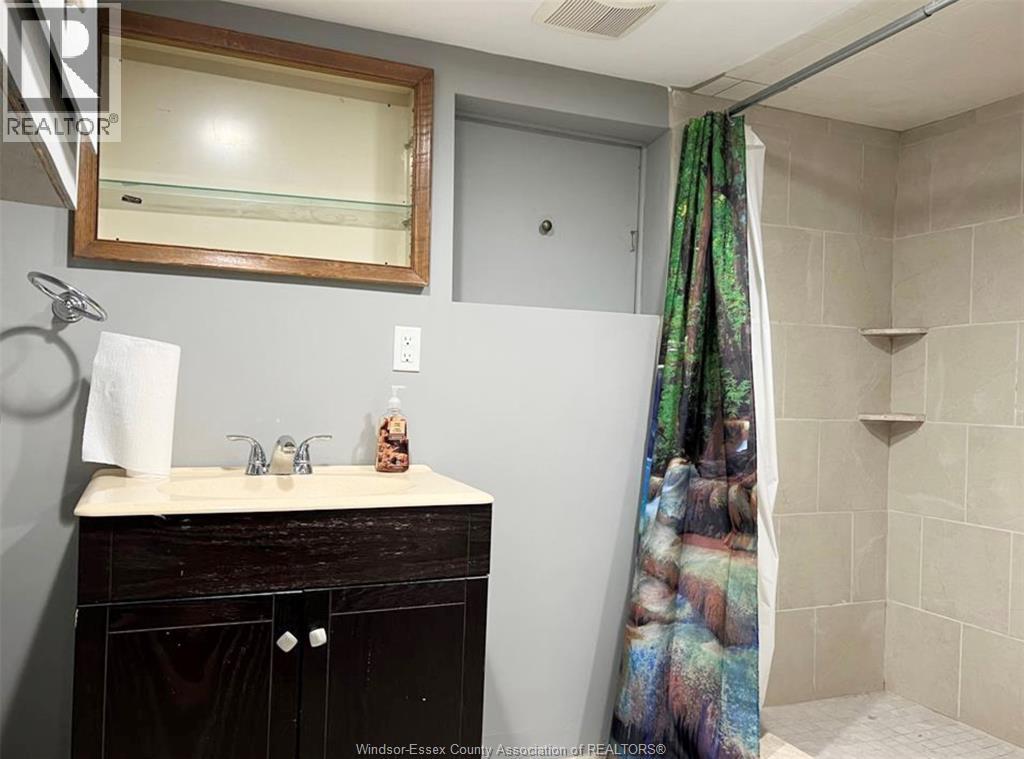 2316-2318 Chilver, Windsor, Ontario  N8W 2V5 - Photo 30 - 26022695
