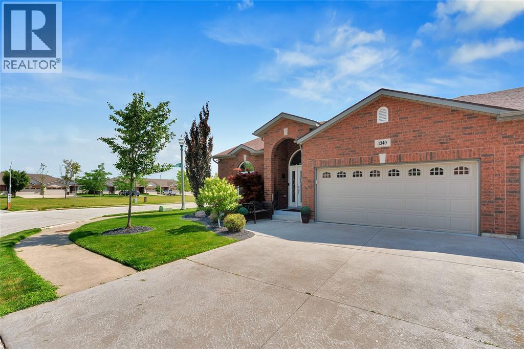 1340 Aspenshore  Ave, Windsor, Ontario  N8P 1Y4 - Photo 2 - 26022692