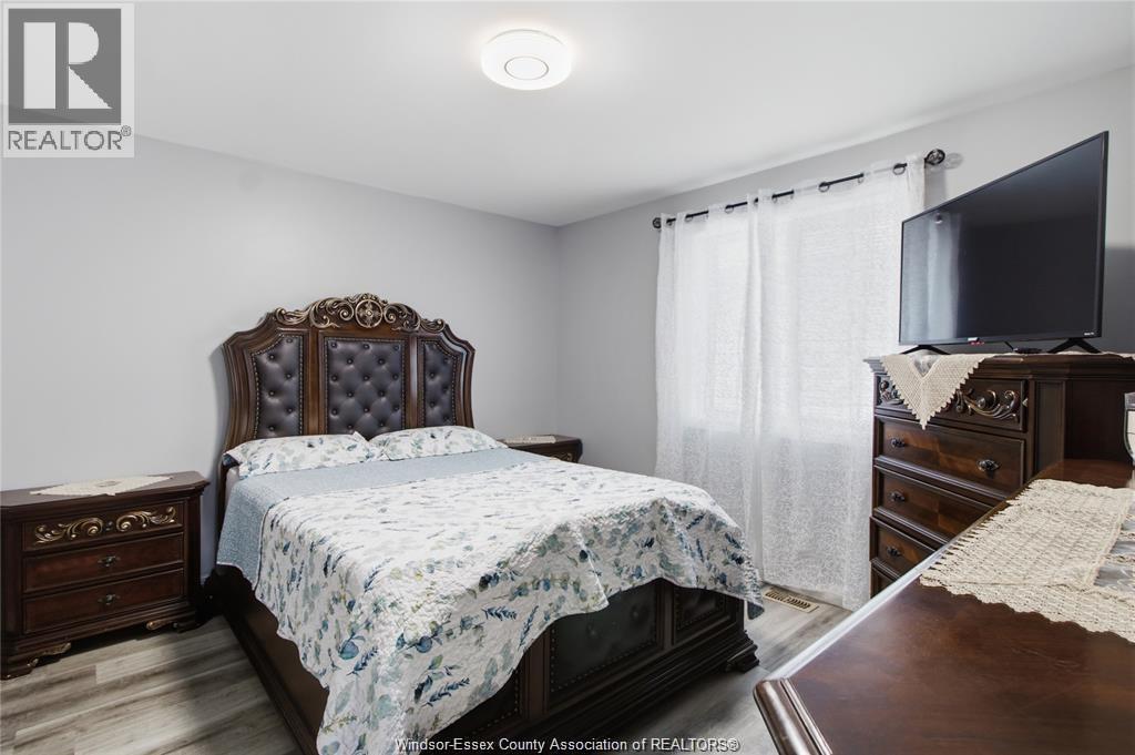 2424 Timbercrest Avenue, Windsor, Ontario  N8P 1S2 - Photo 11 - 26022682