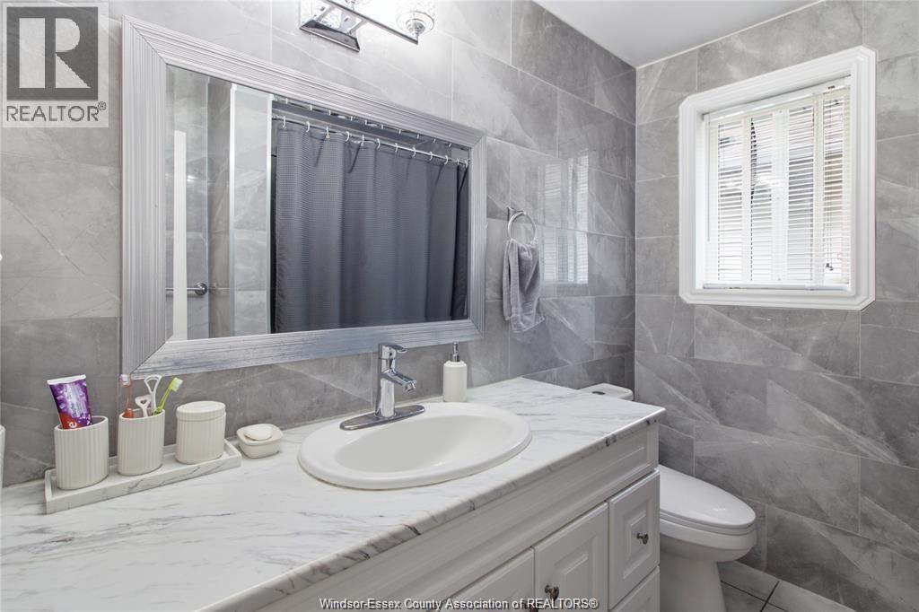 2424 Timbercrest Avenue, Windsor, Ontario  N8P 1S2 - Photo 14 - 26022682