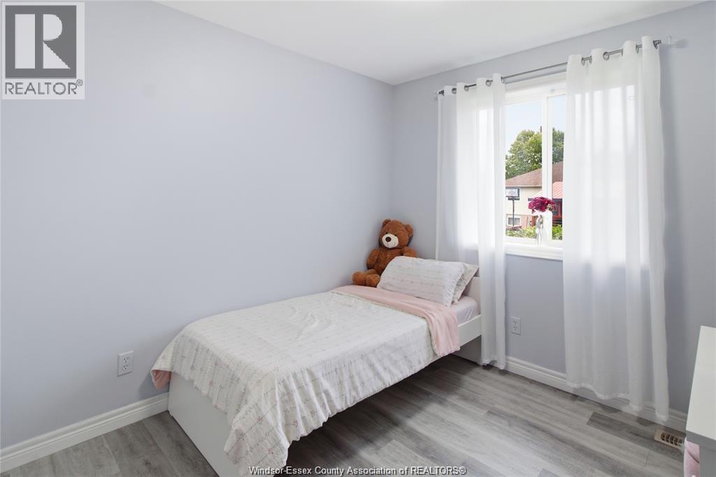 2424 Timbercrest Avenue, Windsor, Ontario  N8P 1S2 - Photo 17 - 26022682