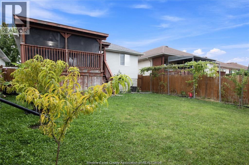2424 Timbercrest Avenue, Windsor, Ontario  N8P 1S2 - Photo 32 - 26022682