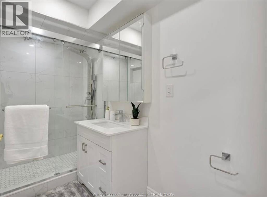 1443 Campbell Avenue, Windsor, Ontario  N9B 2K1 - Photo 11 - 26022671