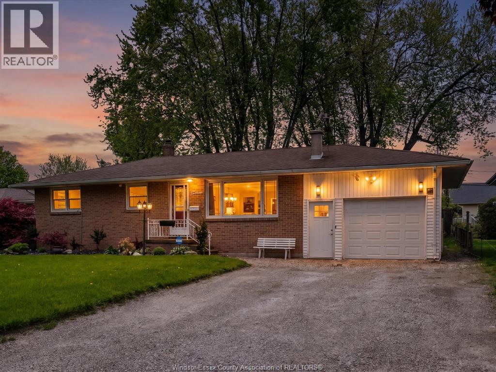 11 Warren Avenue, Leamington, Ontario  N8H 2R3 - Photo 33 - 26022702