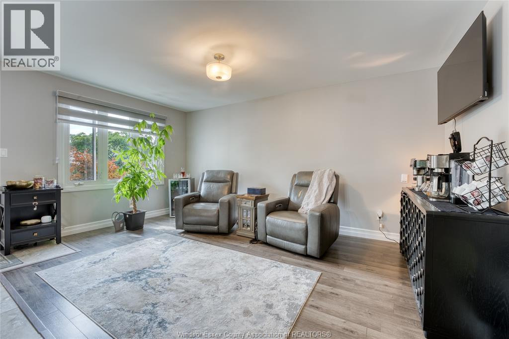 2920 Robillard Crescent, Windsor, Ontario  N8W 5L2 - Photo 6 - 26022744