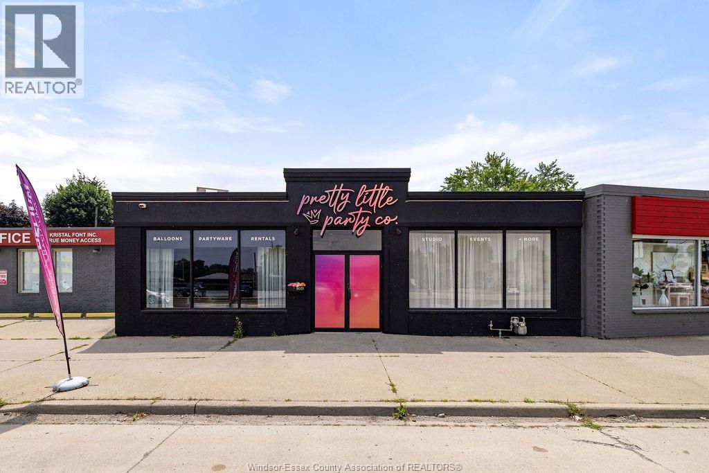 8031 WYANDOTTE STREET East, Windsor, Ontario