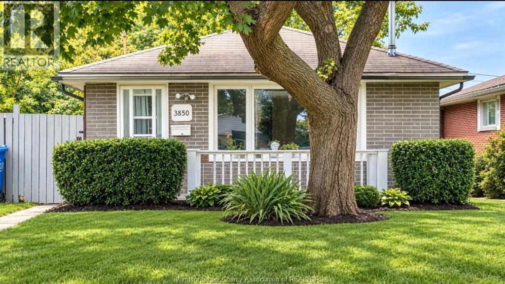 3850 REGINALD, Windsor, Ontario