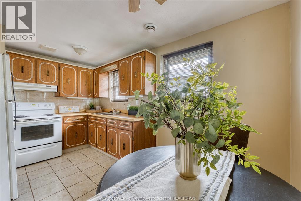 3850 Reginald, Windsor, Ontario  N8Y 2B1 - Photo 12 - 26022745