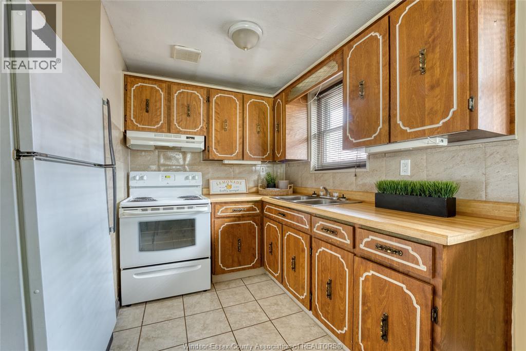 3850 Reginald, Windsor, Ontario  N8Y 2B1 - Photo 17 - 26022745