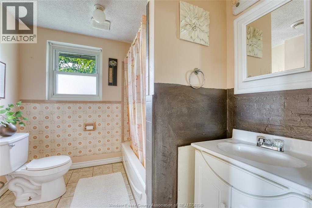 3850 Reginald, Windsor, Ontario  N8Y 2B1 - Photo 18 - 26022745