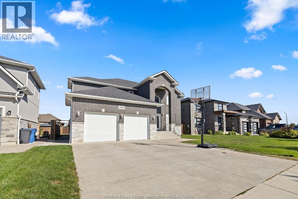 1353 Pascal Avenue, Lakeshore, Ontario  N0R 1A0 - Photo 4 - 26022754