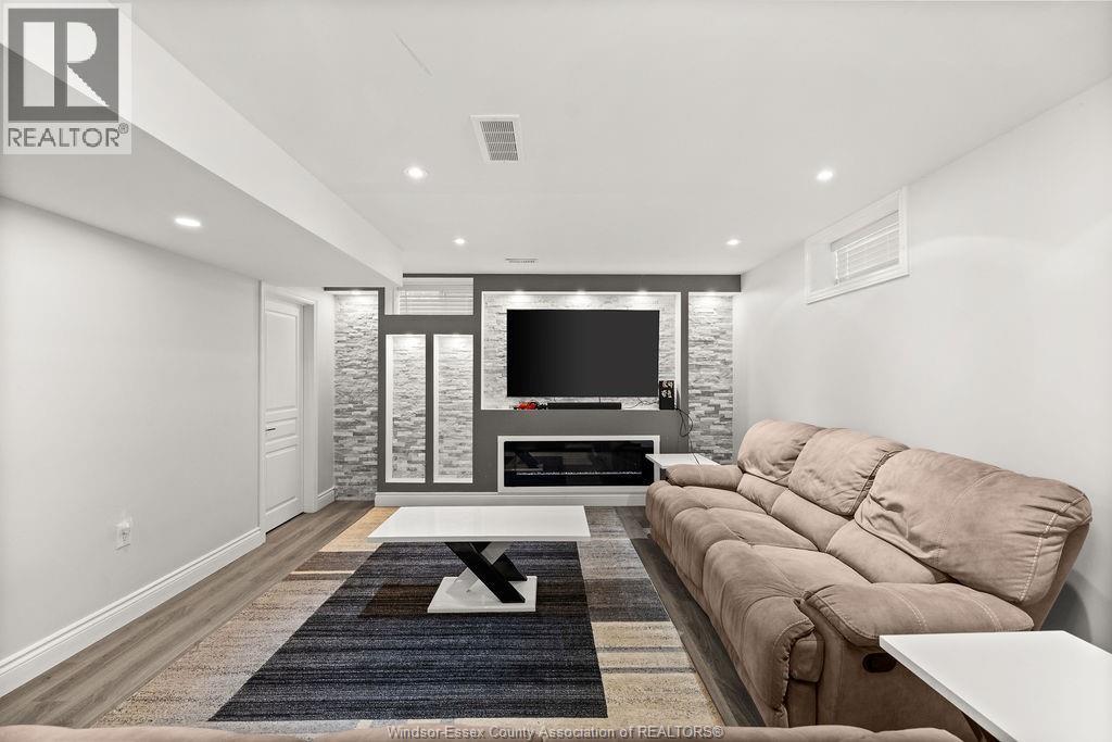 1353 Pascal Avenue, Lakeshore, Ontario  N0R 1A0 - Photo 40 - 26022754